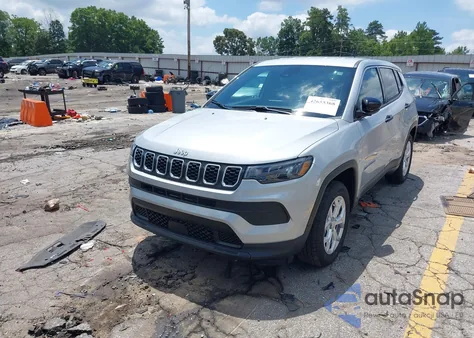 2024 Jeep Compass Sport 4X4 z USA, uszkodzony, nr VIN 3C4NJDAN6RT143507